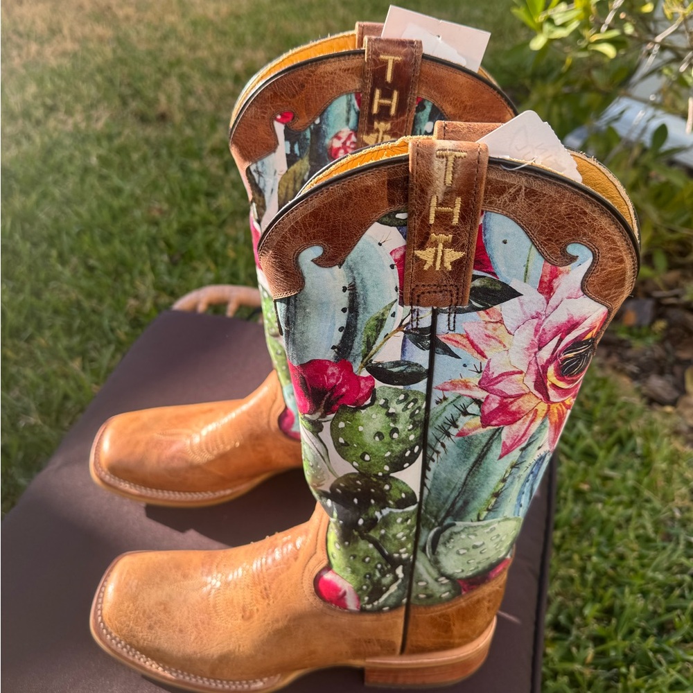 Tin Haul Women's 7.5 Cactus Boots NWT - Picture 5 of 15
